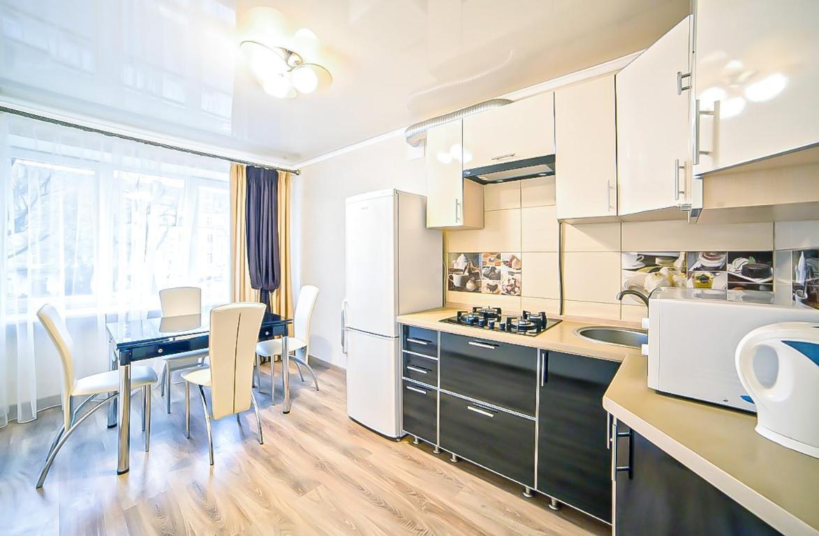 Lviv4U Apartment Ngoại thất bức ảnh